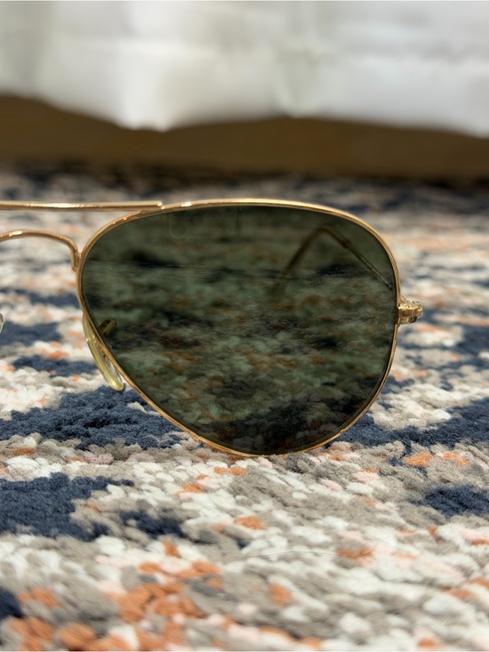 Ray-Ban ‘RB 3025 Aviator Classic Large Metal Frames’ in Gold w/ Green Lenses 58 main image 14